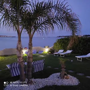 Casa Con Piscina E Vista Mare Dal Giardino Appartement Fanusa