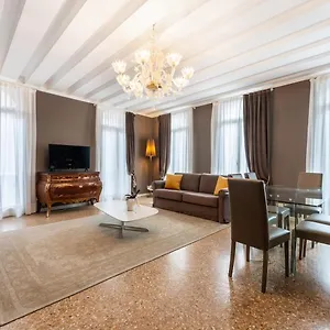 San Teodoro Palace - Luxury Appartement Venetië